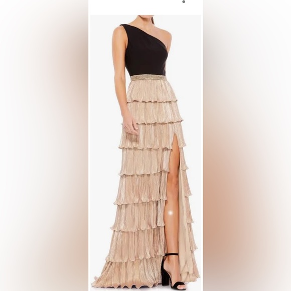 Mac Duggal Dresses & Skirts - Mac Duggal Gown